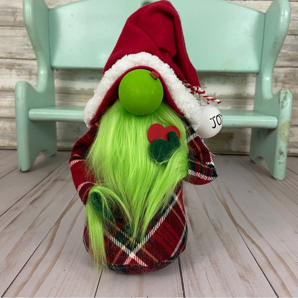 🚫SOLLD🚫 Grinch Gnome Handmade Plaid Flannel Festive Christmas Holiday Decor - Picture 3 of 11